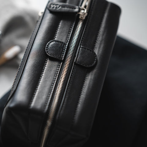 Brigg | Leather Toiletries Wash Bag - Black