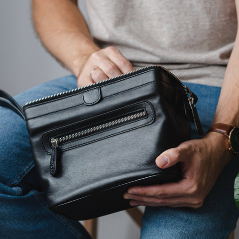 Brigg | Leather Toiletries Wash Bag - Black